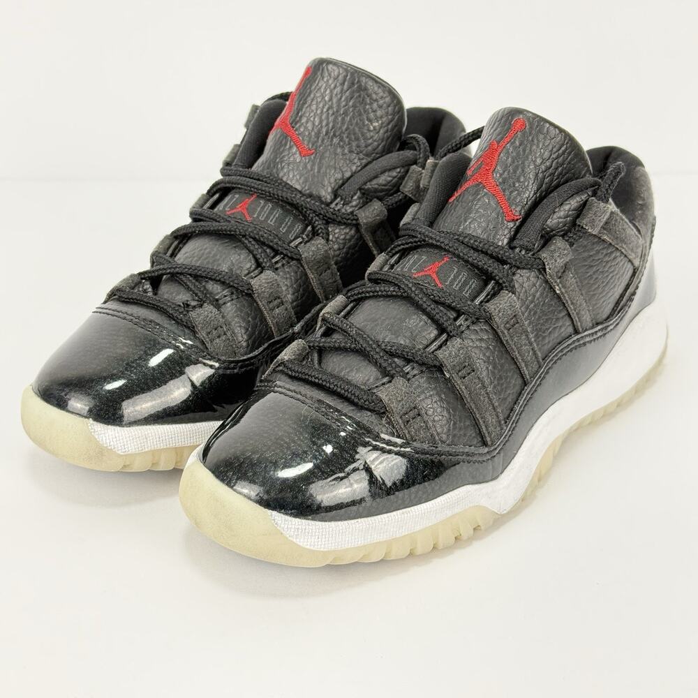 Nike Air Jordan 11 Retro Low Black Red White Sail Kids 13,5c size